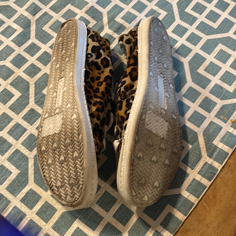 Forever size 6 slip on shoes - Picture 4 of 4